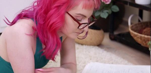  Casual Teen Sex - Pink-haired teeny Alien Fox assfucked